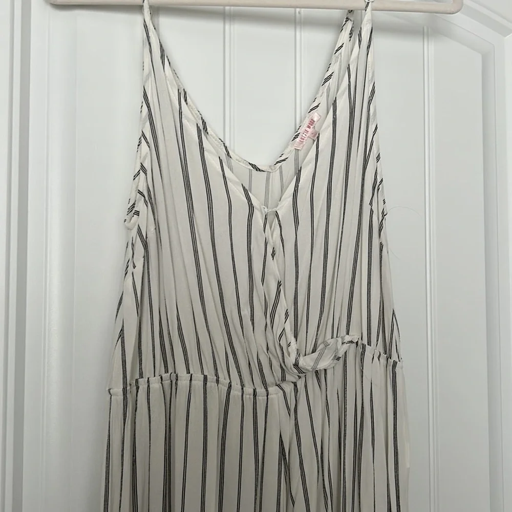 Adjustable romper - Picture 2 of 2